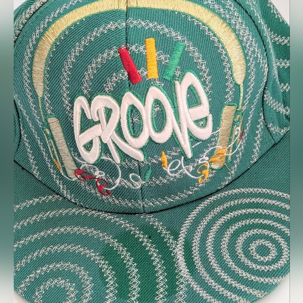 City Hunter Unisex Adult Fitted Multicolored Embroidered Baseball Cap/Hat - Picture 3 of 16